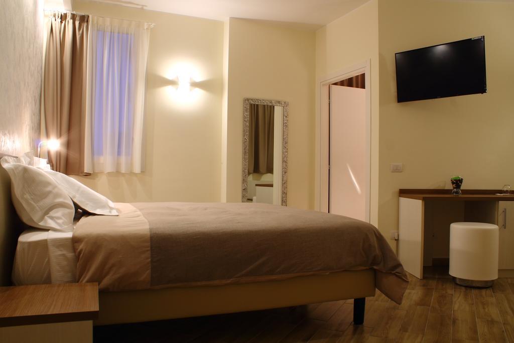 Bhl Boutique Rooms לנגנו חדר תמונה